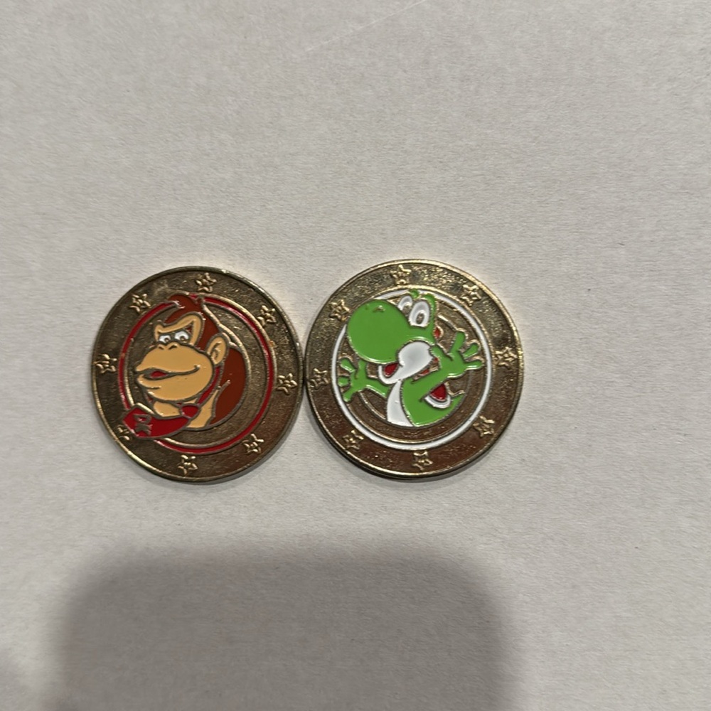 Super Mario Bros Painted coin set COMPLETE!! - Picture 12 of 15